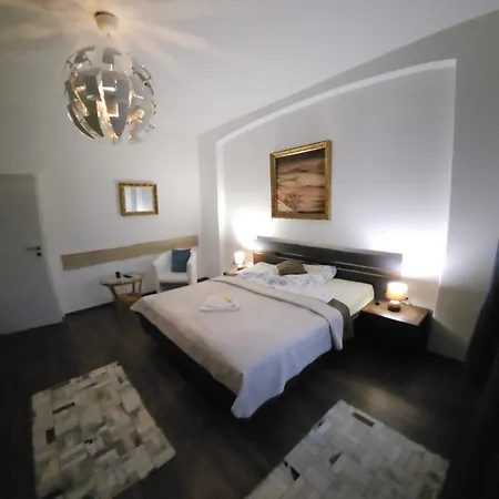 Lägenhet Bluestars Karlovy Vary