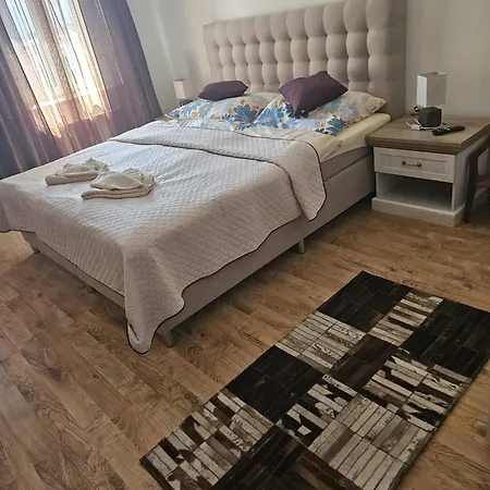 Bluestars Apartment